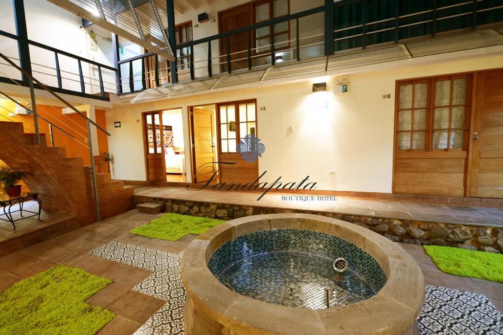 Tandapata Boutique Hotel Cuzco Buitenkant foto